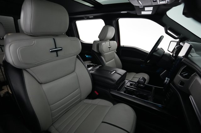 2022 Ford F-150 Lightning — photo 12 of 15