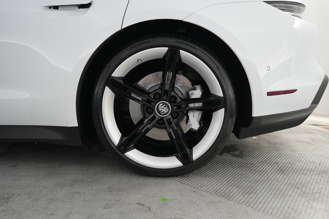 2022 Porsche Taycan