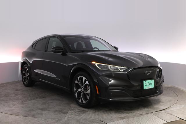 2022 Ford Mustang Mach-E — photo 10 of 28