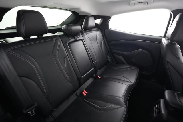 2022 Ford Mustang Mach-E — photo 4 of 28