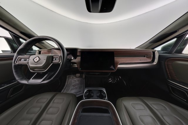 2023 Rivian R1T — photo 20 of 26