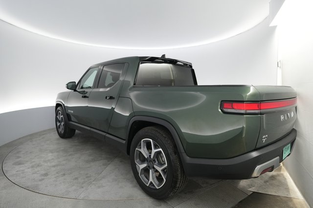 2023 Rivian R1T — photo 13 of 26