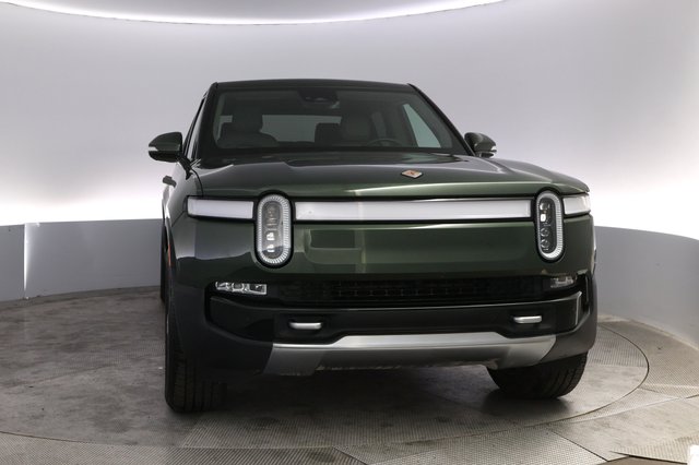 2023 Rivian R1T — photo 9 of 26