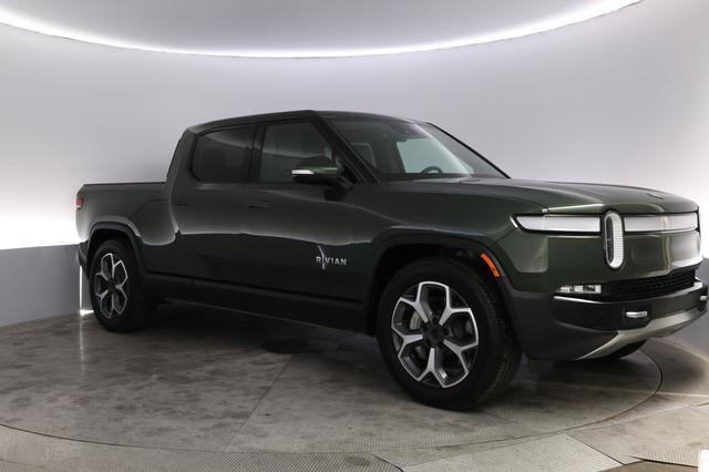 2023 Rivian R1T — photo 10 of 26