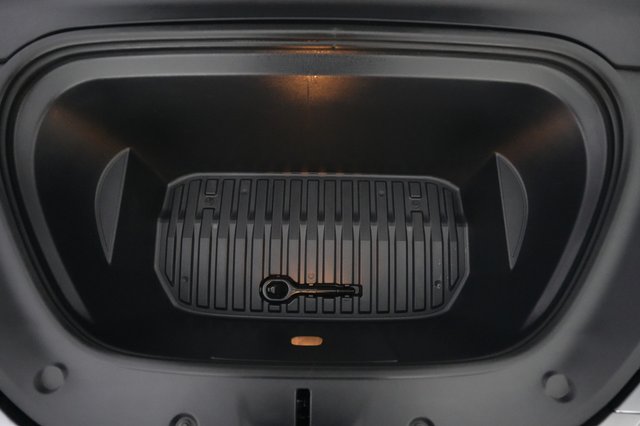 2023 Tesla Model Y — photo 20 of 21
