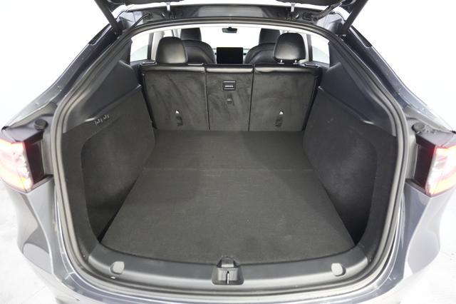 2023 Tesla Model Y — photo 6 of 21