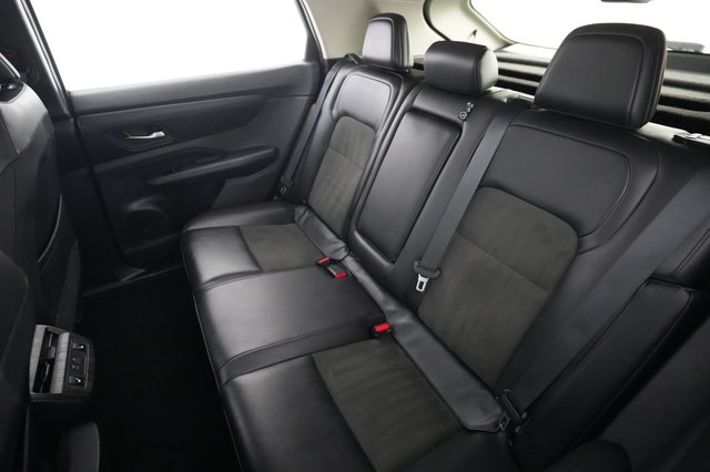 2023 Nissan Ariya — photo 19 of 24