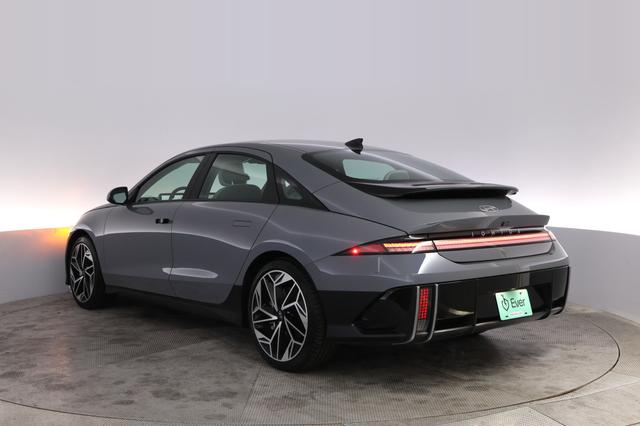 2023 Hyundai IONIQ 6 — photo 2 of 26