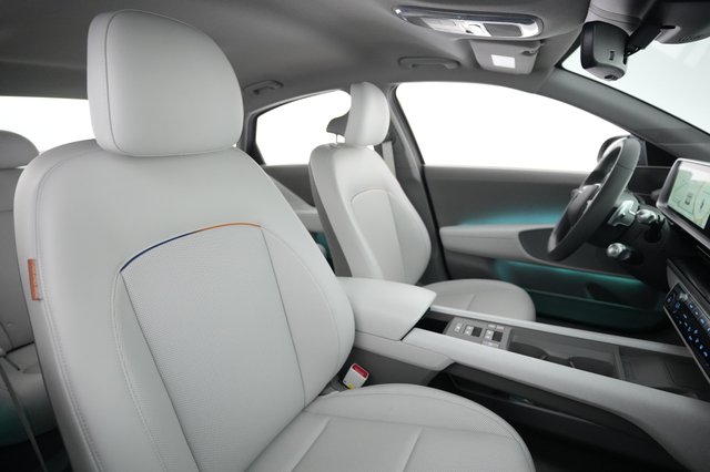 2023 Hyundai IONIQ 6 — photo 17 of 26