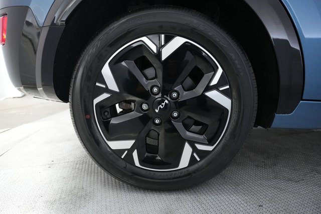 2023 Kia Niro EV — photo 17 of 30