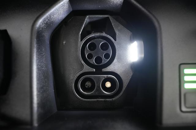 2023 Kia Niro EV — photo 8 of 30