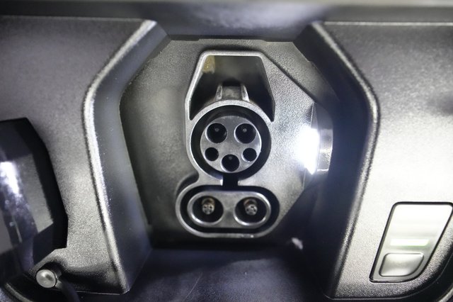 2023 Kia Niro EV — photo 8 of 26