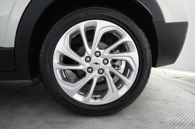 2023 Chevrolet Bolt EUV — photo 7 of 24