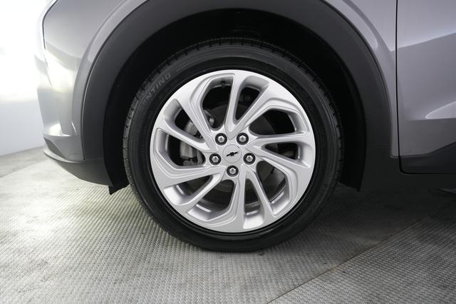 2023 Chevrolet Bolt EUV — photo 7 of 25
