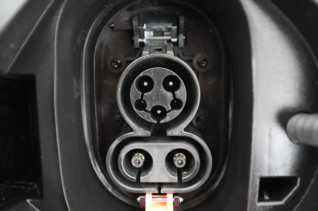 2023 Chevrolet Bolt EUV — photo 8 of 25