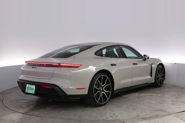 2023 Porsche Taycan — photo 2 of 22