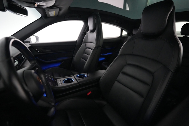 2023 Porsche Taycan