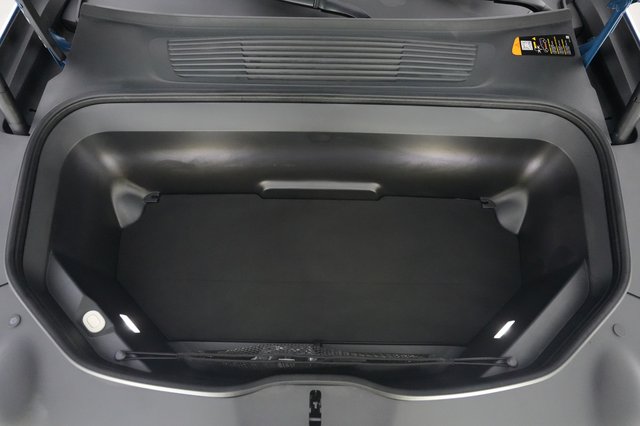 2024 Rivian R1S — photo 25 of 27