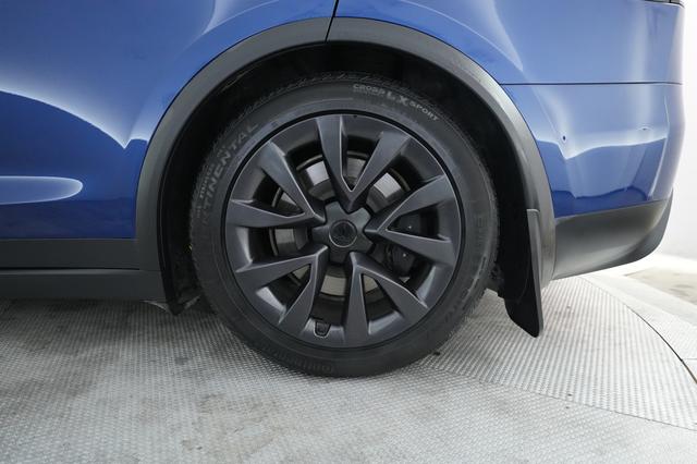 2024 Tesla Model X — photo 7 of 22