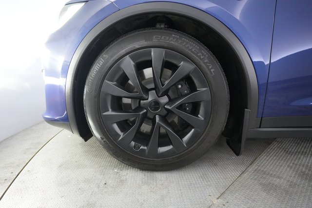 2024 Tesla Model X — photo 15 of 22