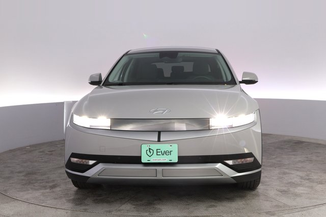 2024 Hyundai IONIQ 5 — photo 9 of 25