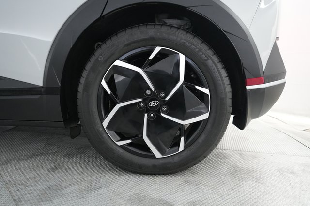 2024 Hyundai IONIQ 5 — photo 7 of 25