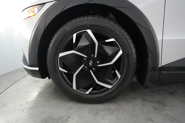 2024 Hyundai IONIQ 5 — photo 15 of 25