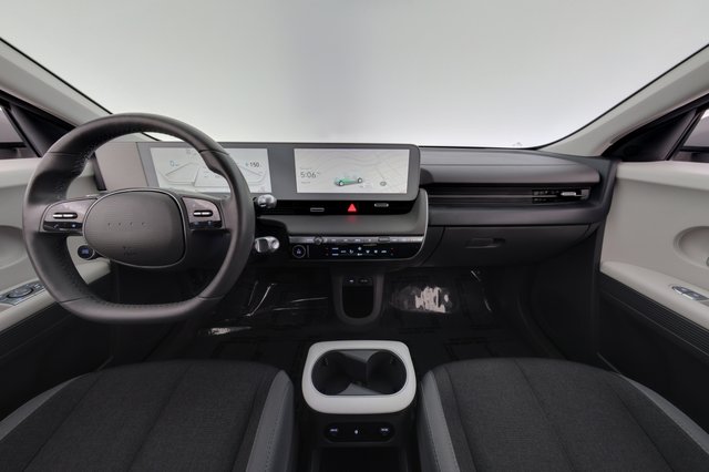 2024 Hyundai IONIQ 5 — photo 21 of 25