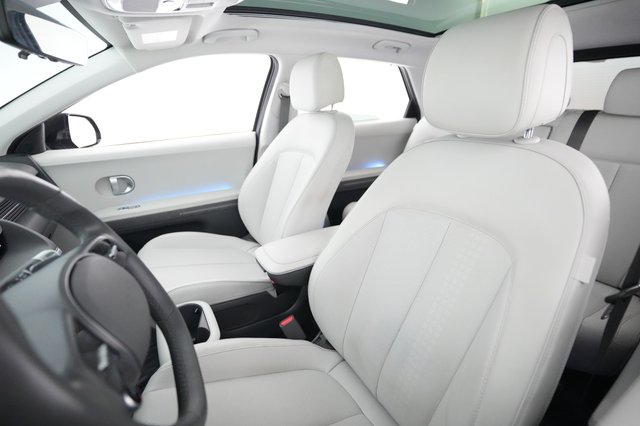 2024 Hyundai IONIQ 5 — photo 3 of 28
