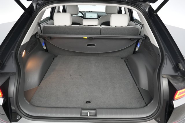 2024 Hyundai IONIQ 5 — photo 6 of 28