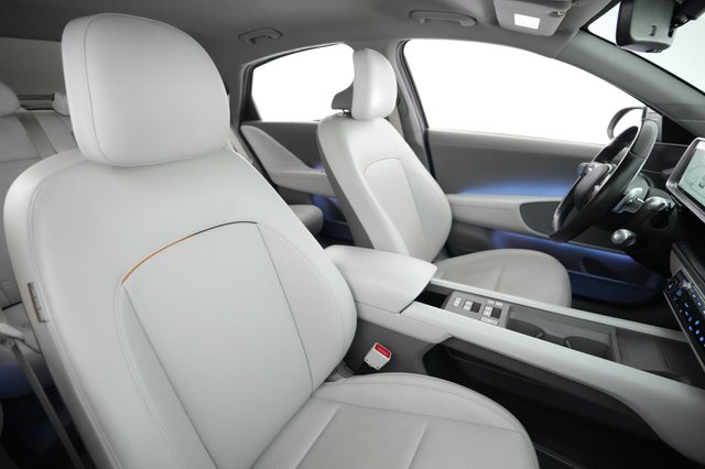 2024 Hyundai IONIQ 6 — photo 18 of 26