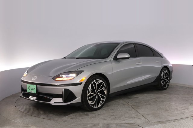 2024 Hyundai IONIQ 6 — VIN KMHM34AA4RA079313