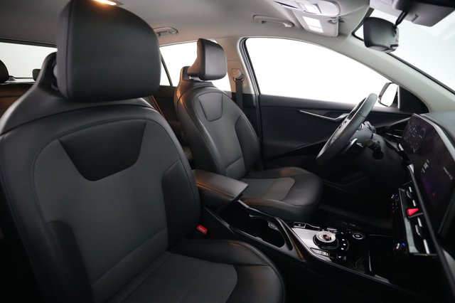 2024 Kia Niro EV — photo 18 of 27