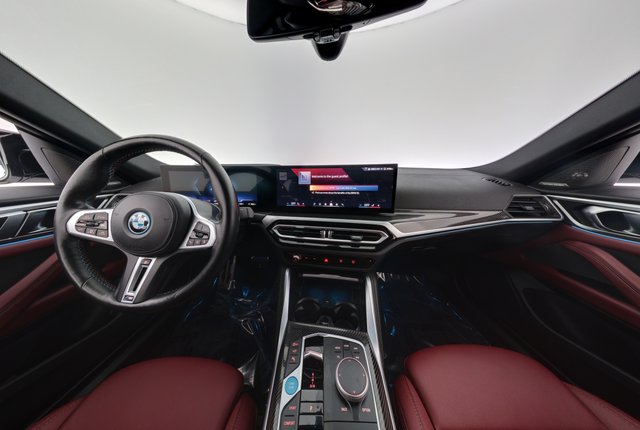 2024 BMW i4 — photo 21 of 25