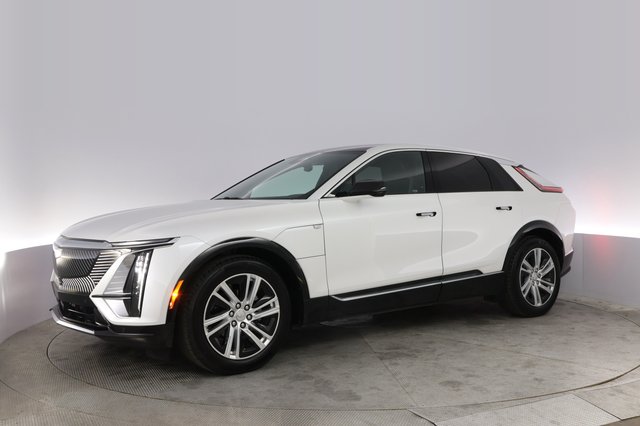 2024 Cadillac Lyriq — photo 14 of 19