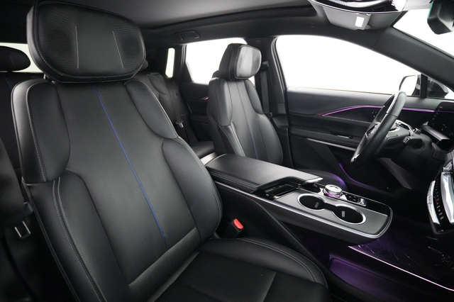 2024 Cadillac LYRIQ