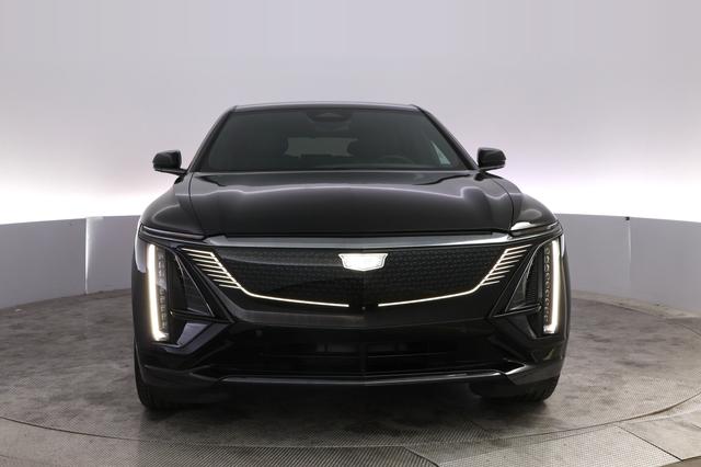 2024 Cadillac Lyriq — photo 9 of 25