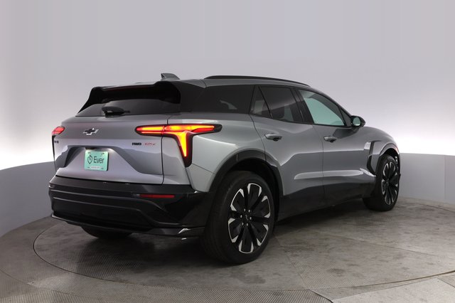 2024 Chevrolet Blazer EV — photo 2 of 26