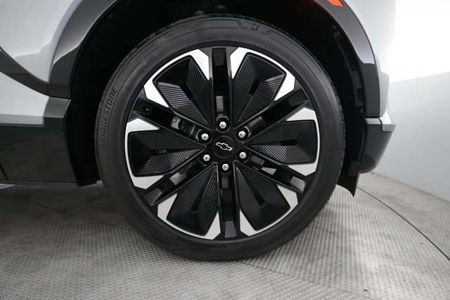 2024 Chevrolet Blazer EV — photo 16 of 26