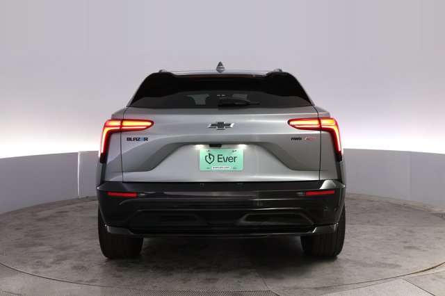 2024 Chevrolet Blazer EV — photo 12 of 26