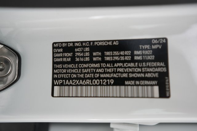 2024 Porsche Macan Electric — photo 22 of 22