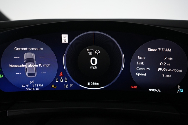 2024 Porsche Macan Electric