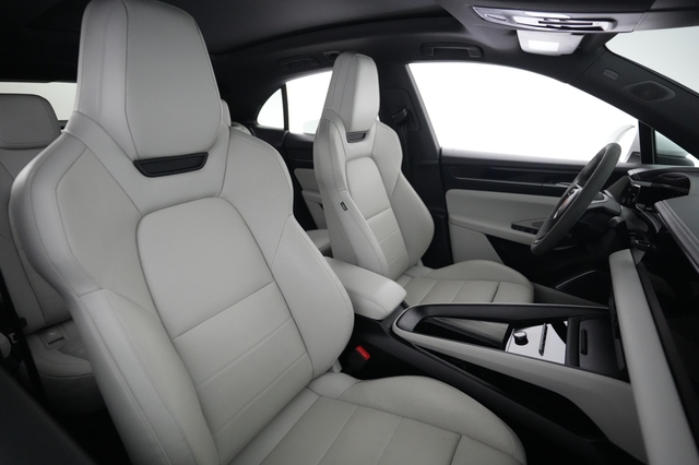 2024 Porsche Macan Electric