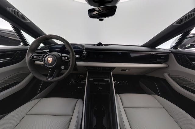2024 Porsche Macan Electric