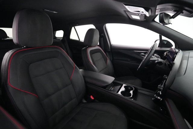 2024 Chevrolet Blazer EV — photo 18 of 23
