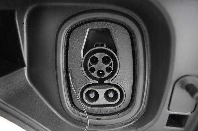 2024 Acura ZDX — photo 8 of 21