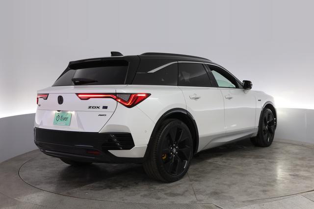 2024 Acura ZDX — photo 2 of 21