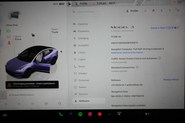 2025 Tesla Model 3 — photo 5 of 21