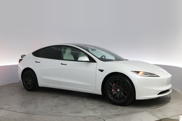 2025 Tesla Model 3 — photo 11 of 21
