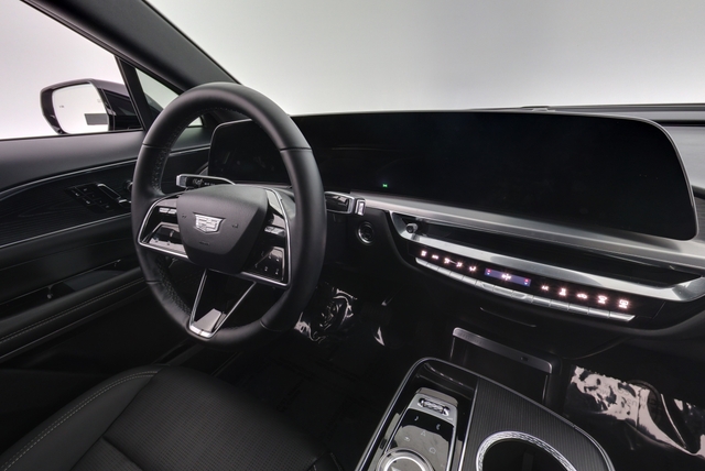 2024 Cadillac Lyriq